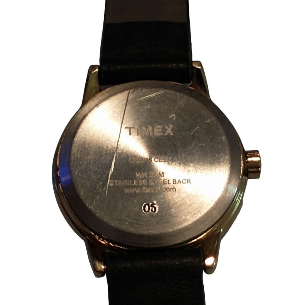 Vintage Timex with Indiglo - Picture 5 of 8